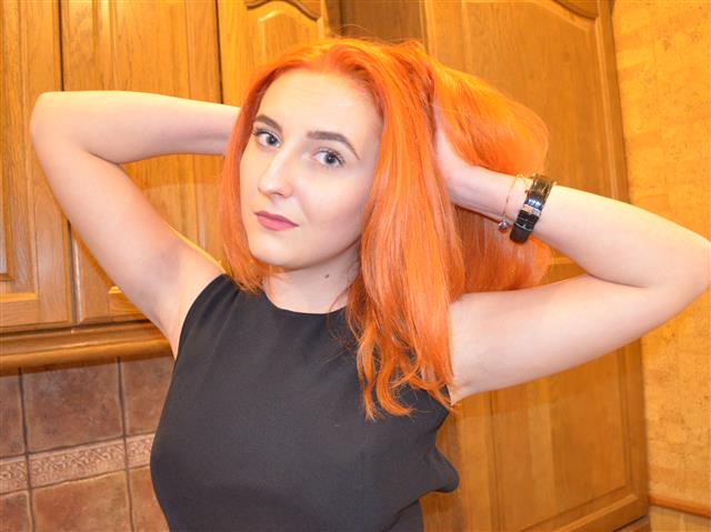 Naughtytfoxx Vorschaubild