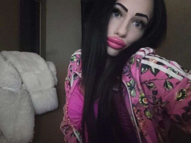 NikkiHoney Vorschaubild